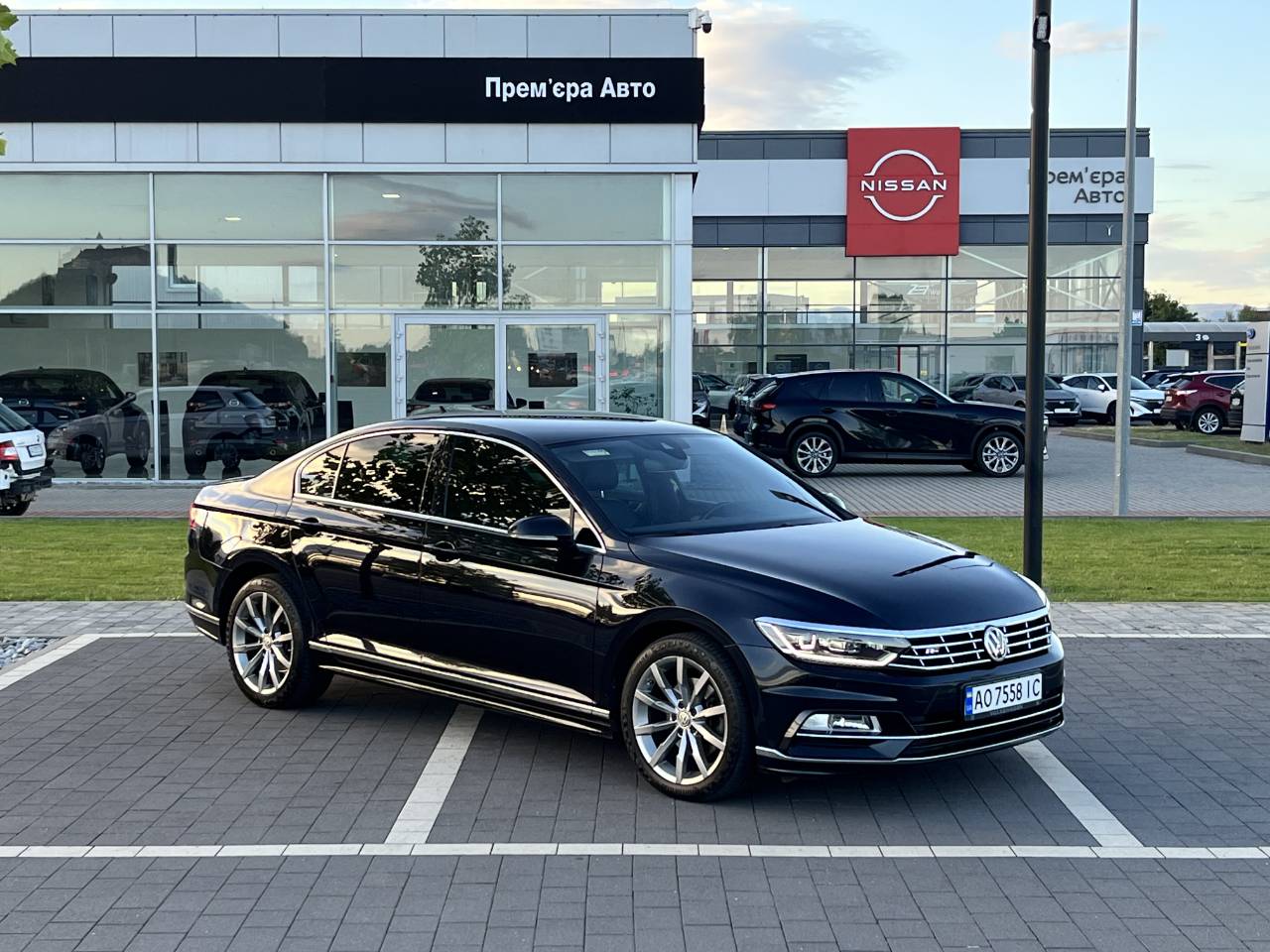 Volkswagen Passat - фото 10