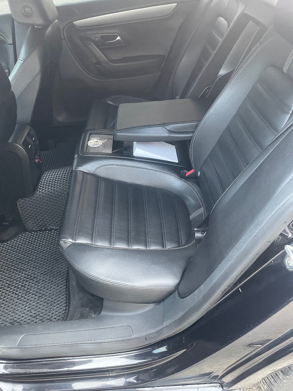 Volkswagen Passat CC - фото 23