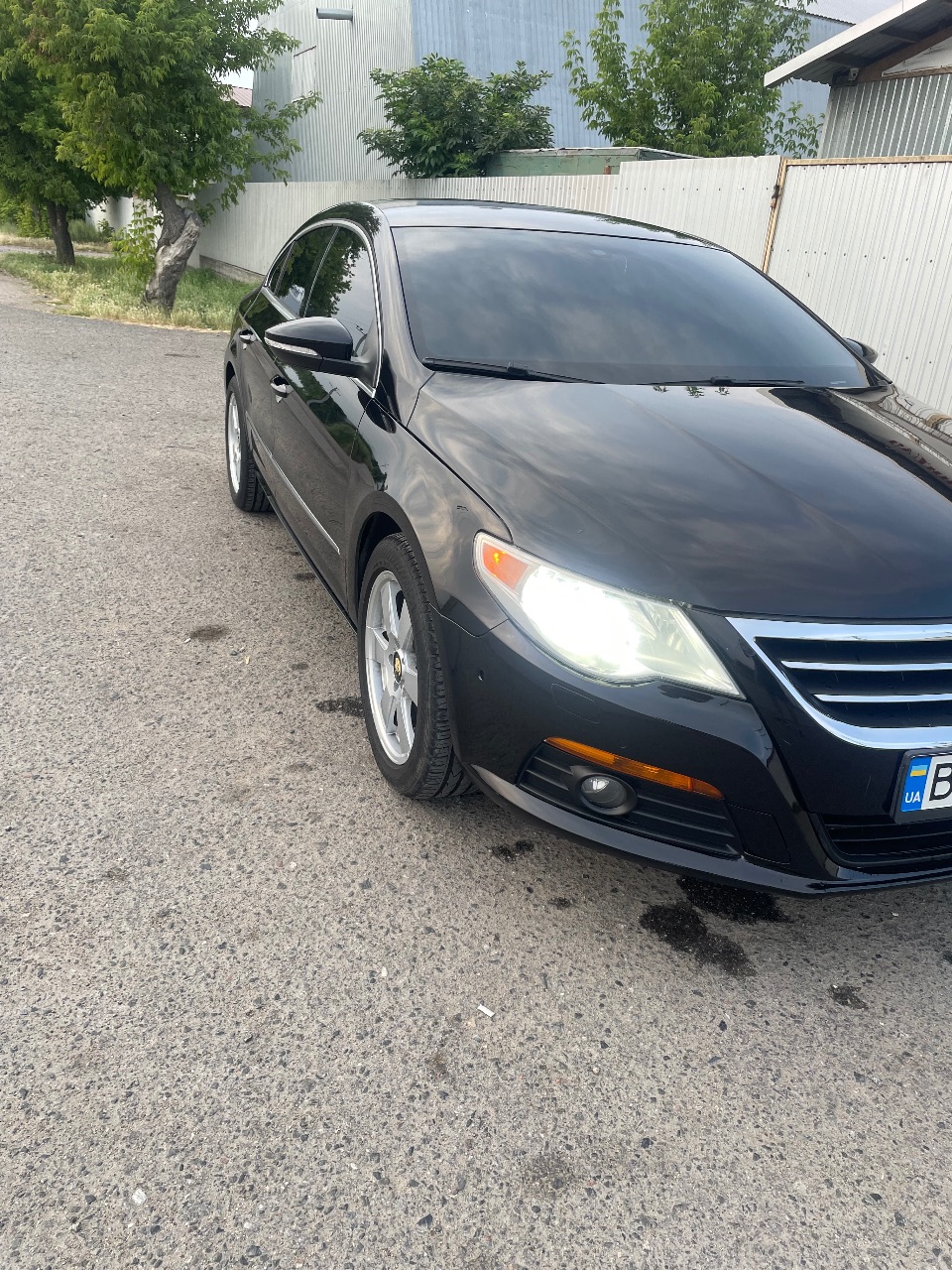 Volkswagen Passat CC - фото 3