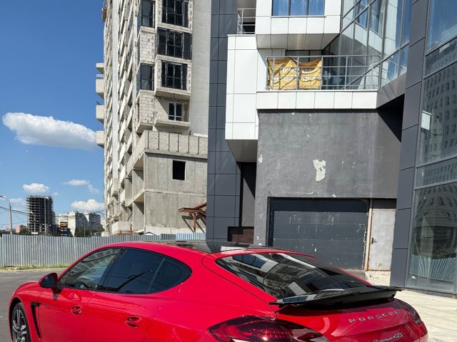 Porsche Panamera - фото 4