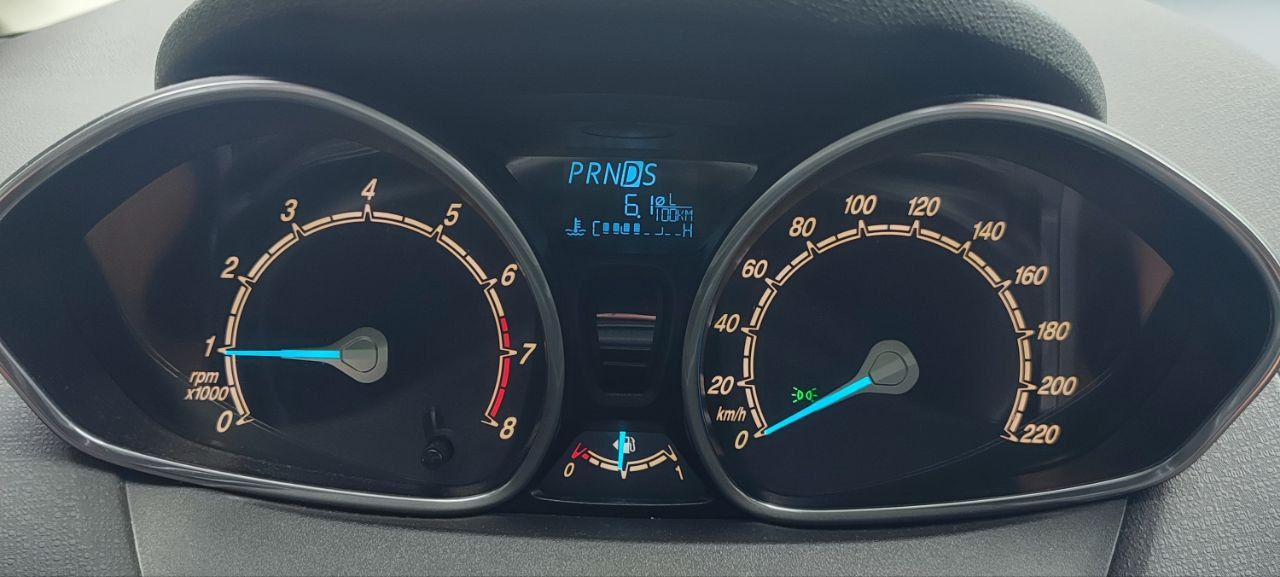 Ford Fiesta - фото 15