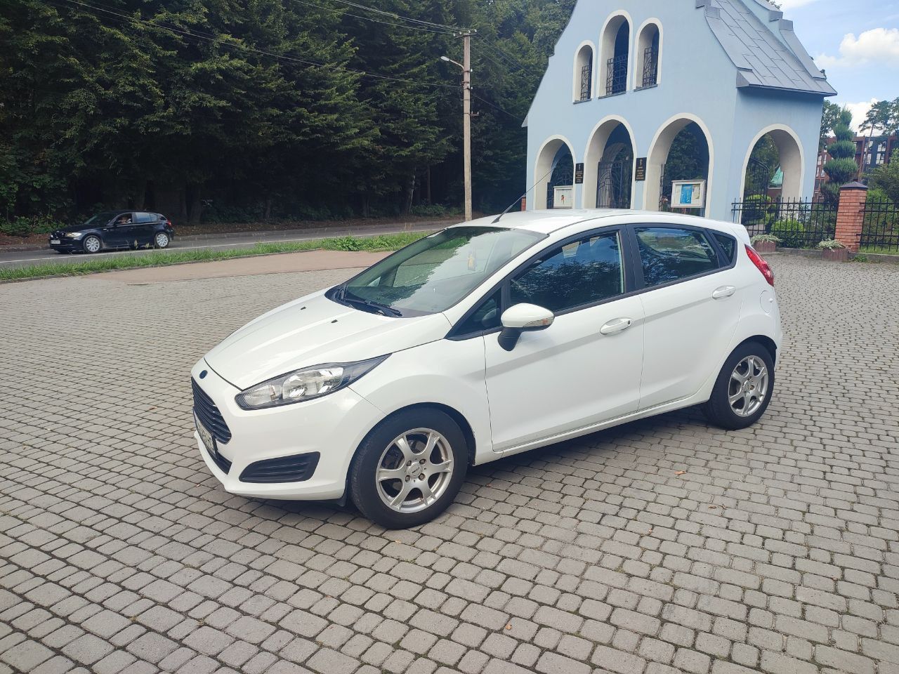 Ford Fiesta - фото 5