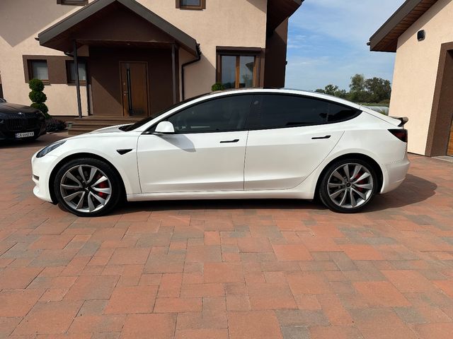 Tesla Model 3 - фото 5