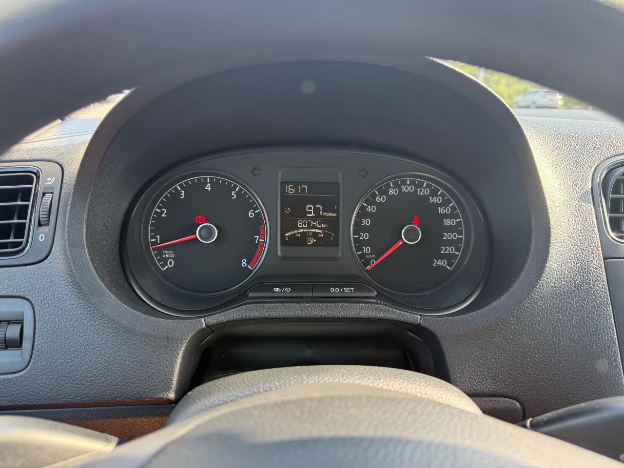 Volkswagen Polo - фото 7