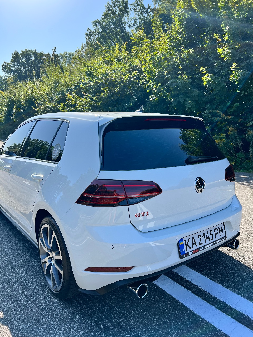 Volkswagen Golf GTI - фото 10