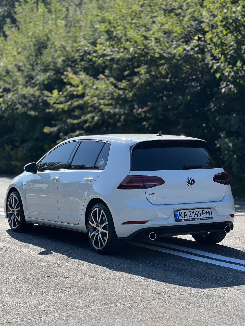 Volkswagen Golf GTI - фото 6