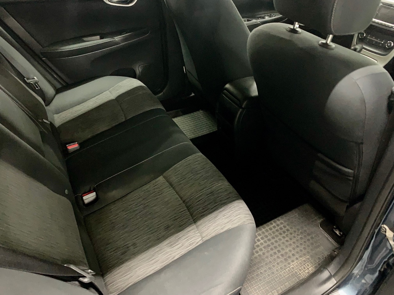 Nissan Sentra - фото 11