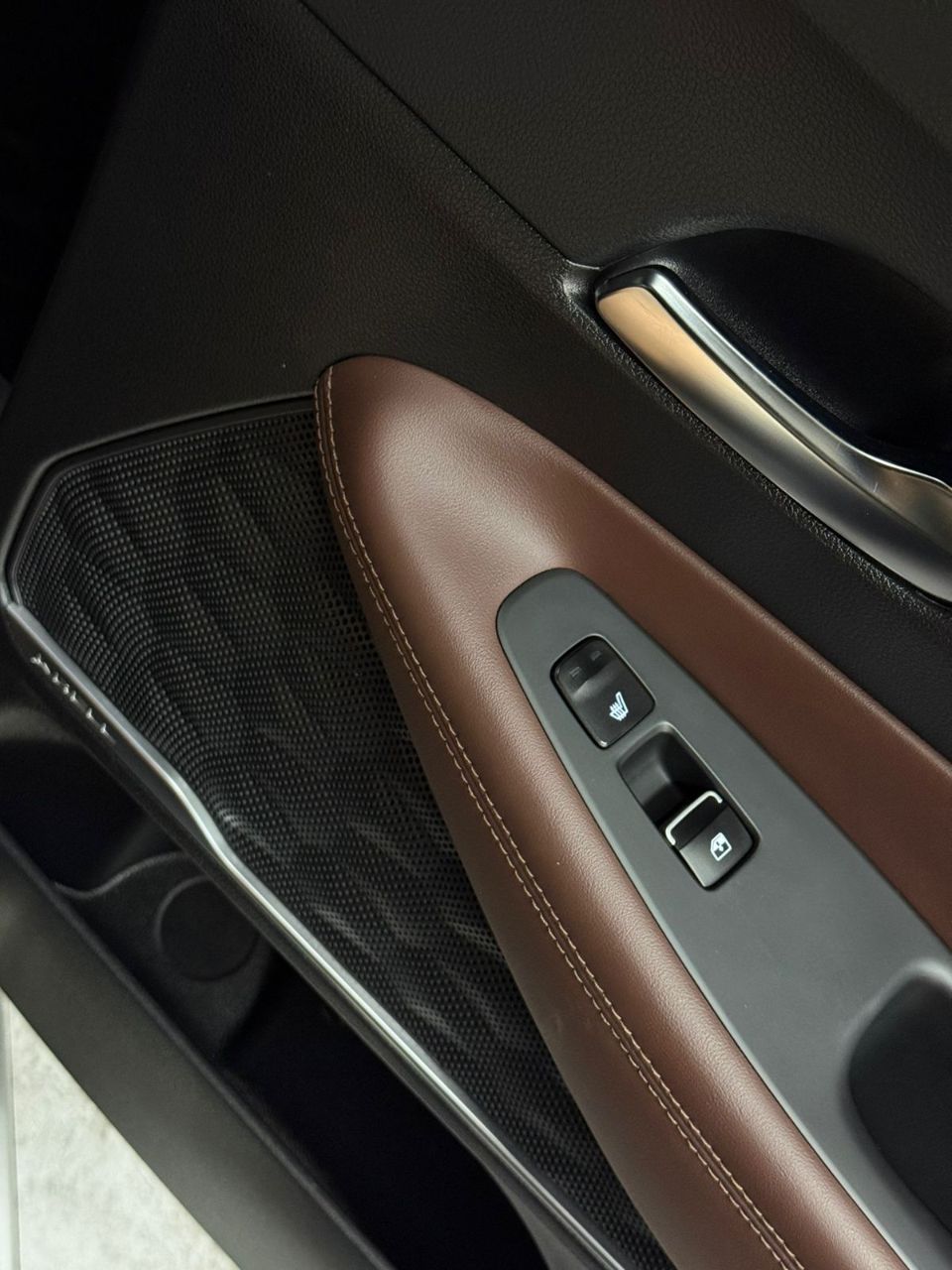 Hyundai Santa Fe - фото 3