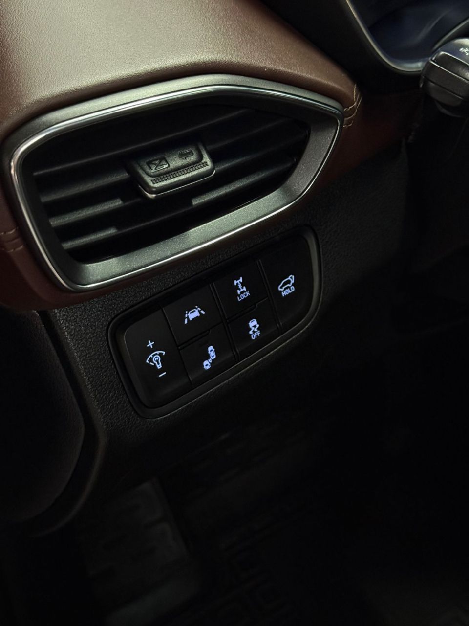 Hyundai Santa Fe - фото 17