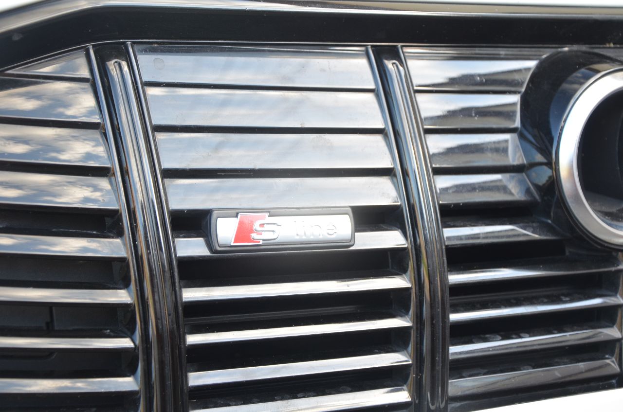 Audi e-tron - фото 11