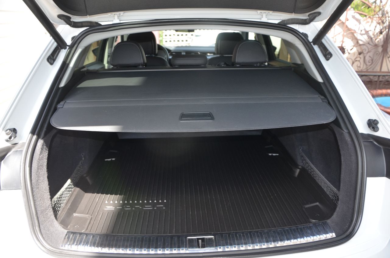 Audi e-tron - фото 18