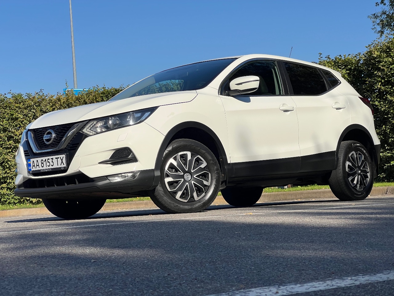 Nissan Qashqai - фото 1