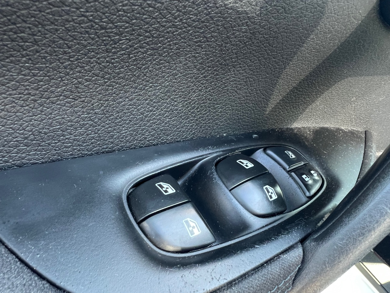 Nissan Qashqai - фото 39