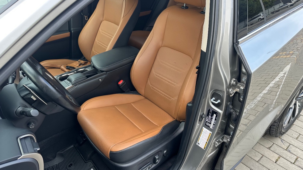 Lexus NX - фото 9