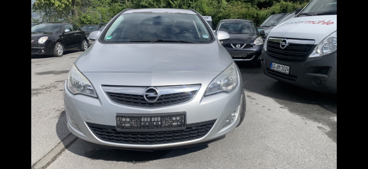 Opel Astra - фото 8