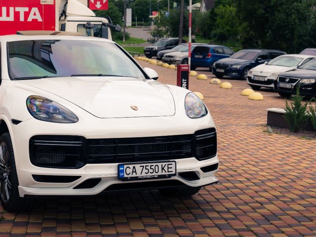 Porsche Cayenne - зображення 2