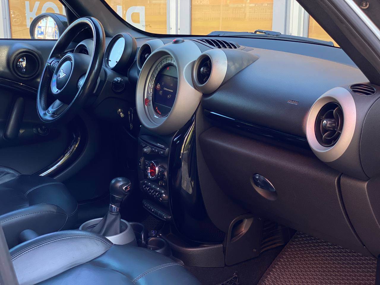 Mini Countryman - фото 12