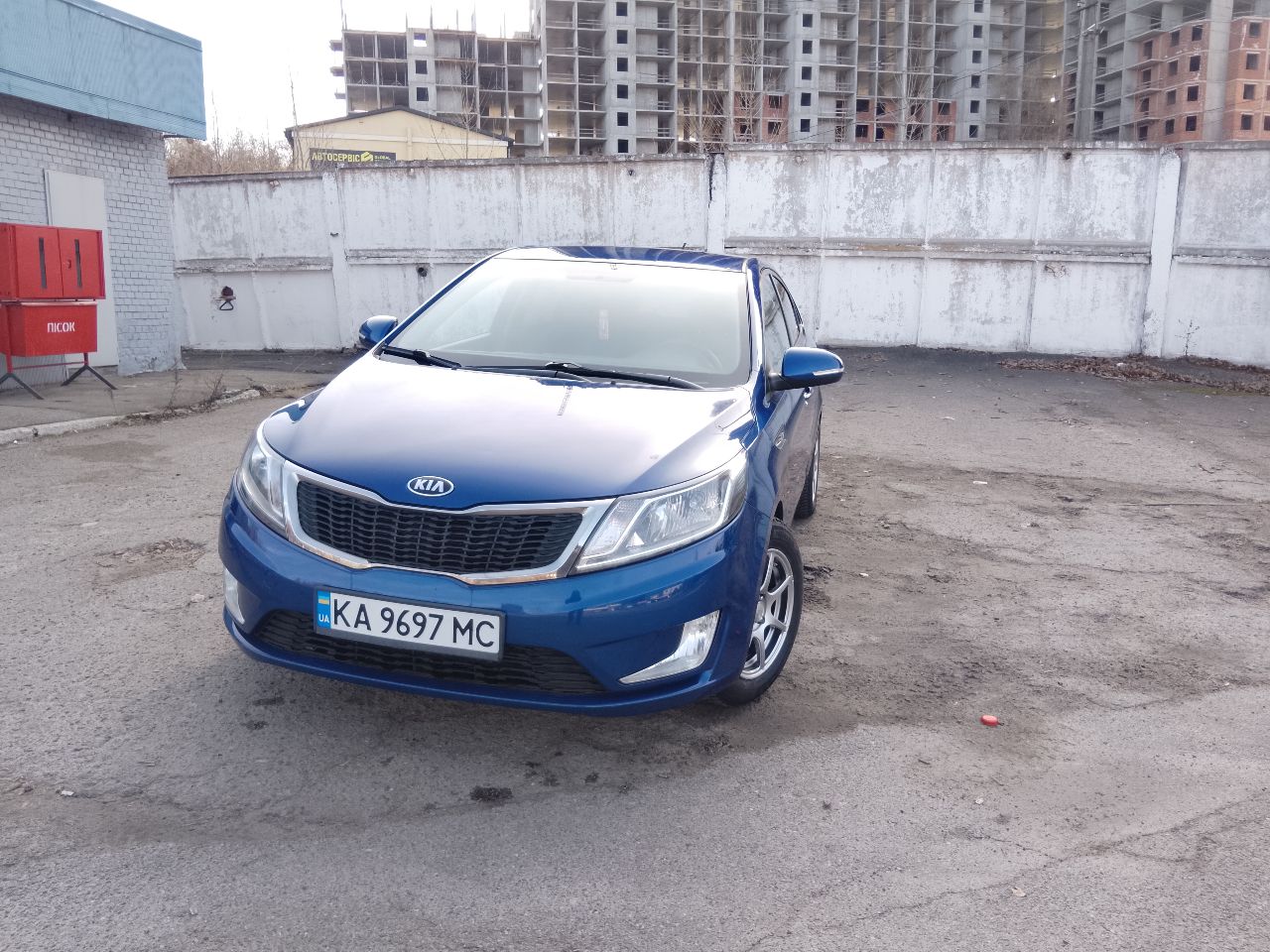 Kia Rio - фото 1