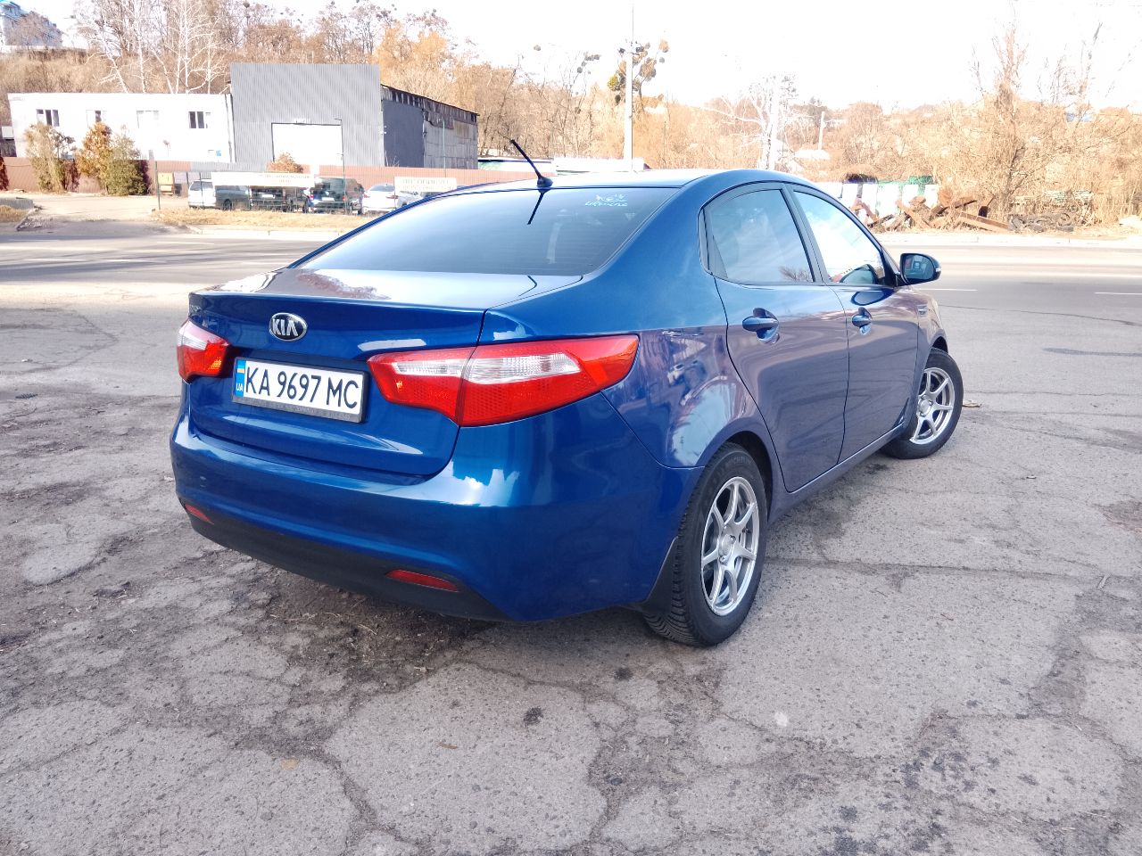 Kia Rio - фото 4