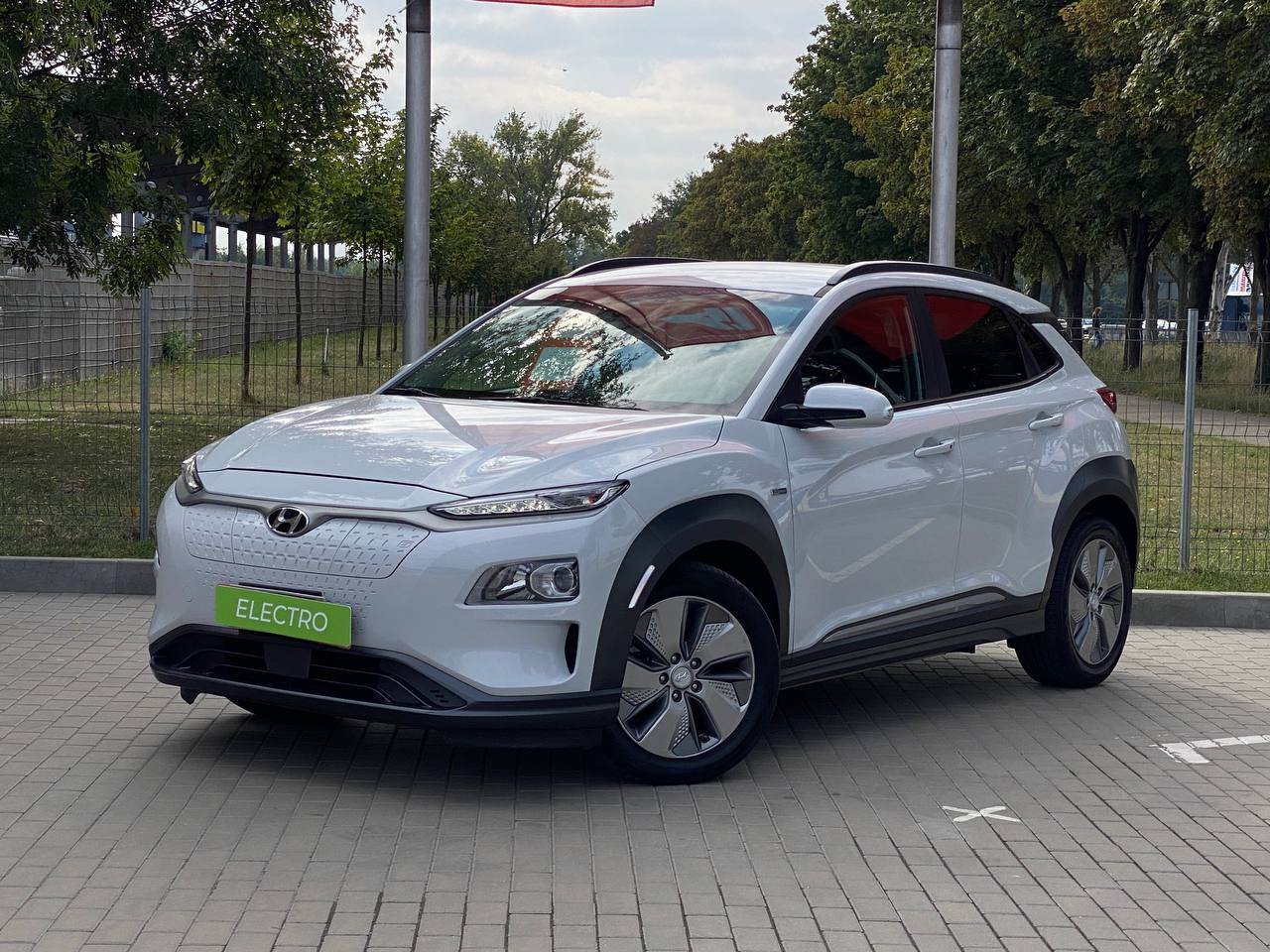 Hyundai Kona - фото 1