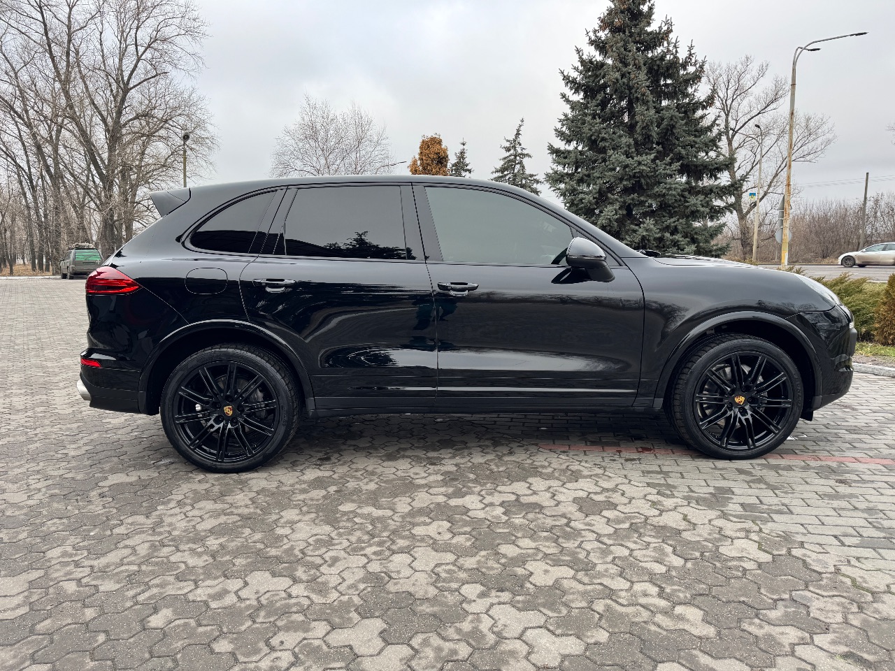 Porsche Cayenne - фото 4
