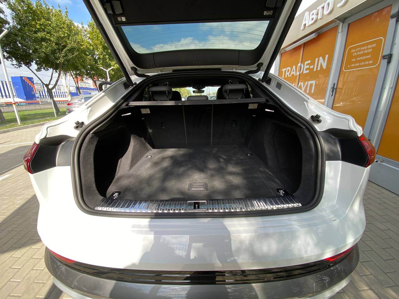 Audi e-tron Sportback - фото 20