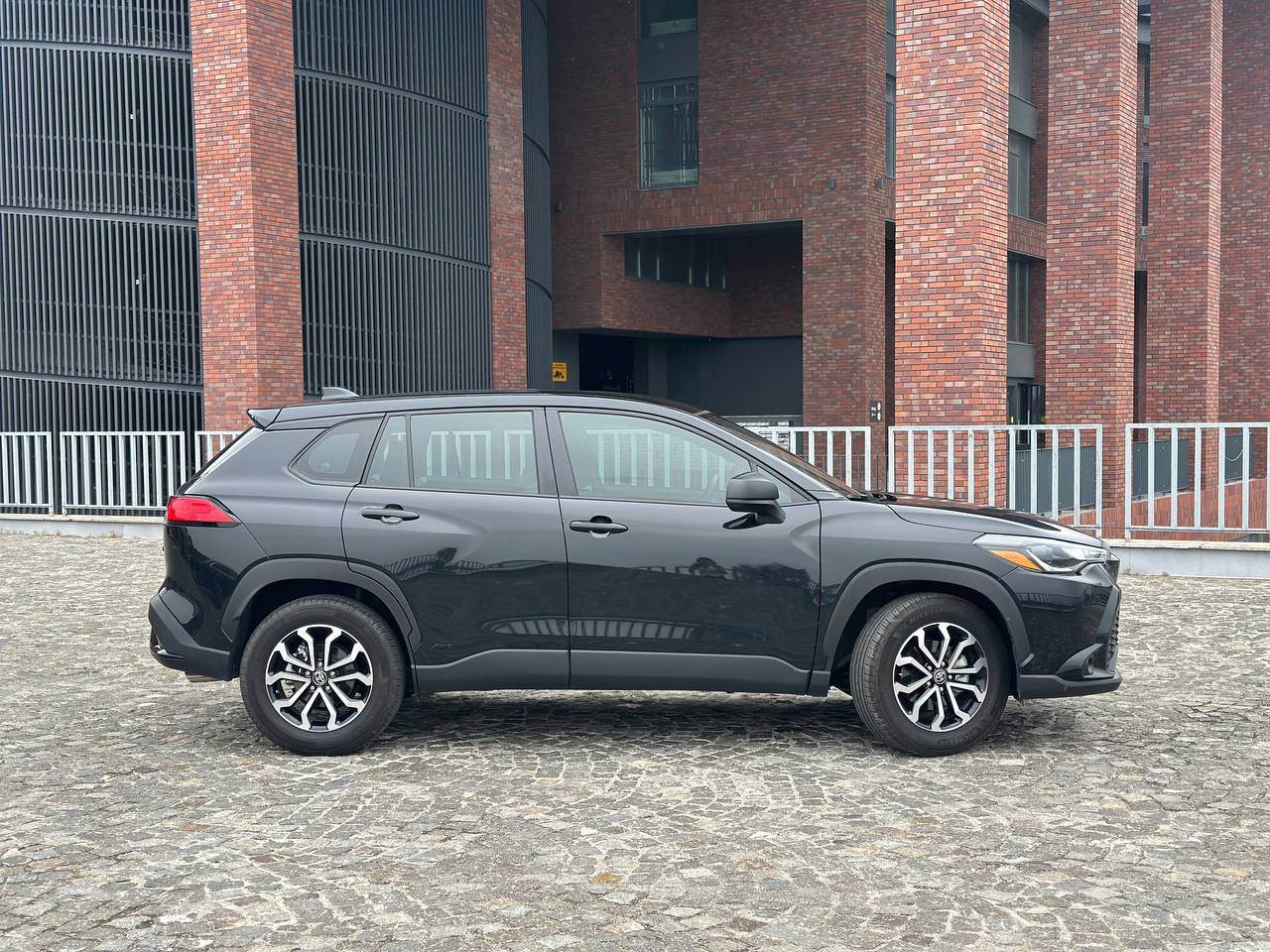 Toyota Corolla Cross - фото 4