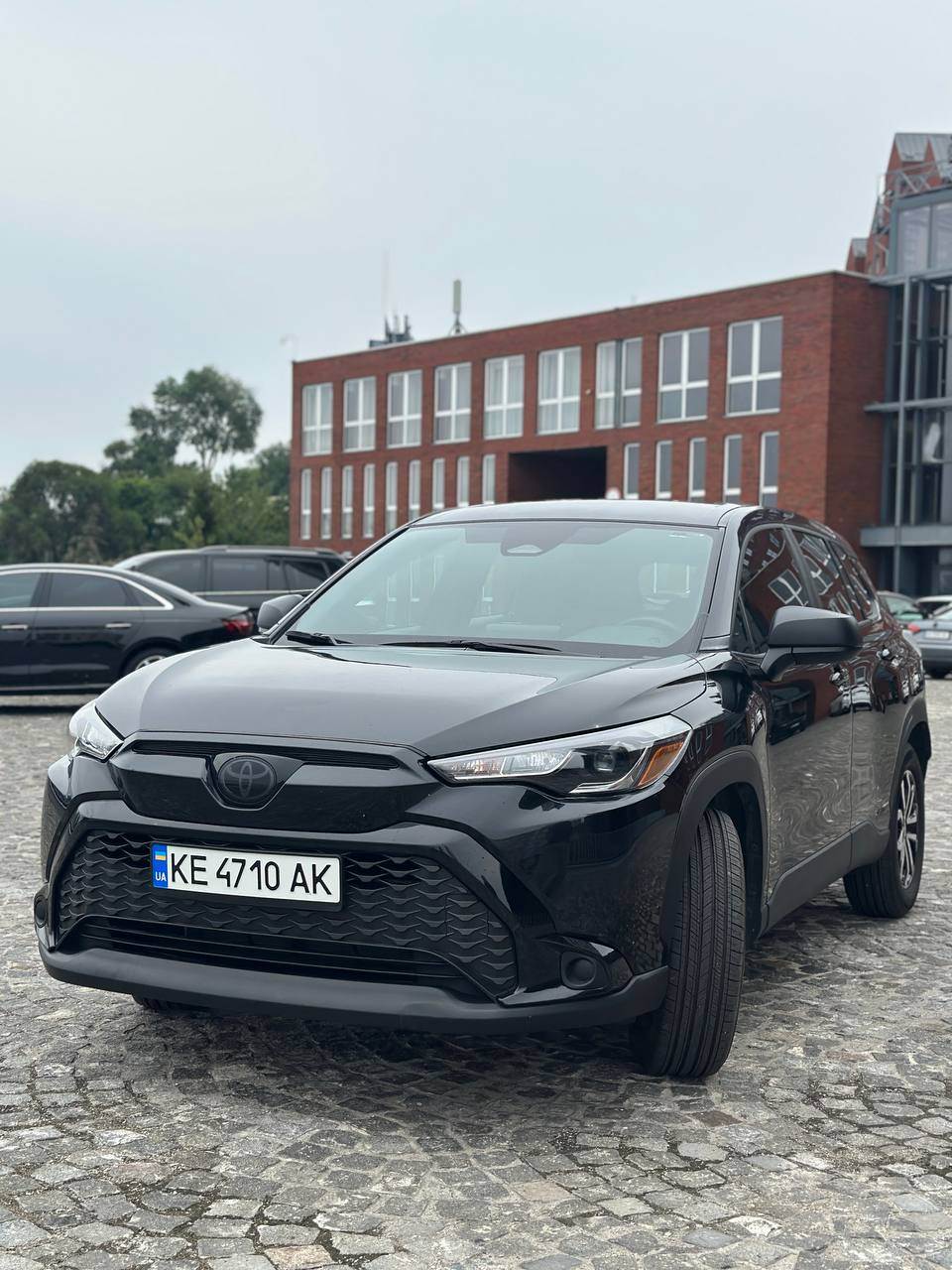 Toyota Corolla Cross - фото 1