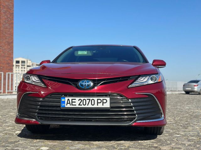 Toyota Camry - фото 4