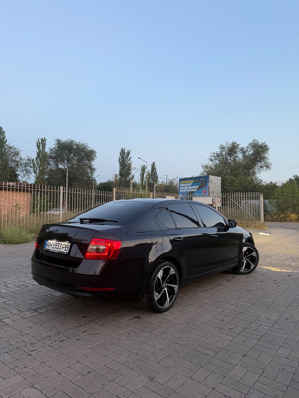 Skoda Octavia - фото 3