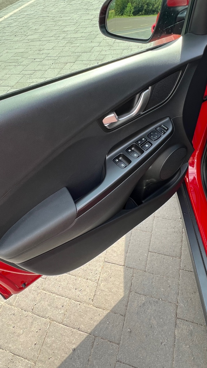 Hyundai Kona - фото 32