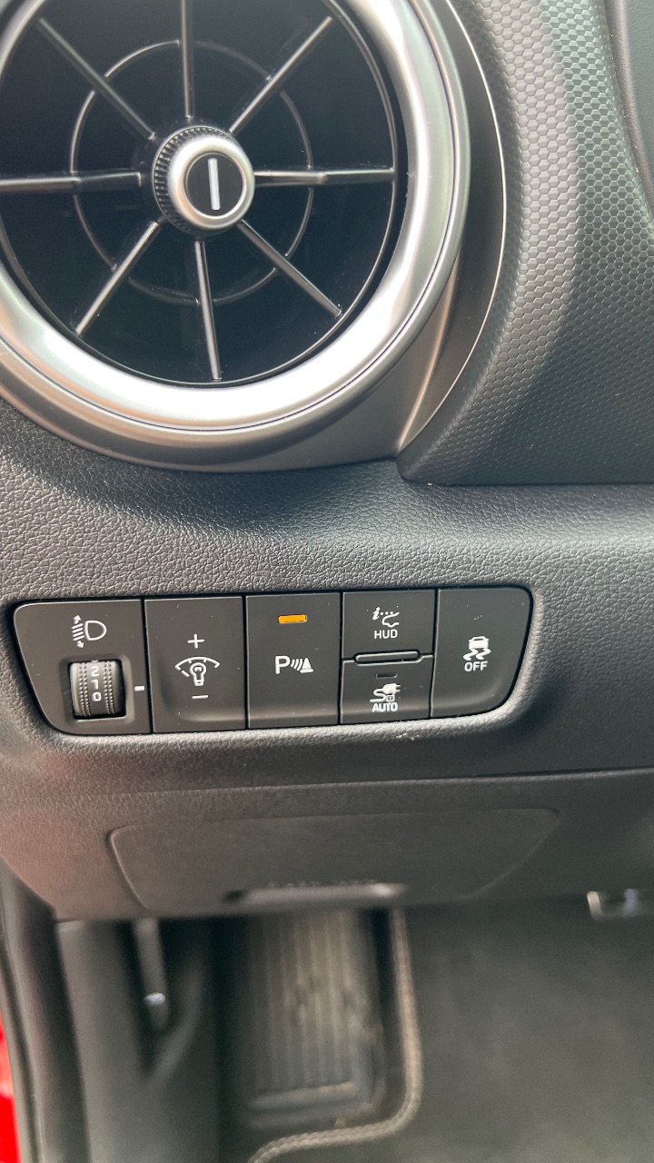 Hyundai Kona - фото 60