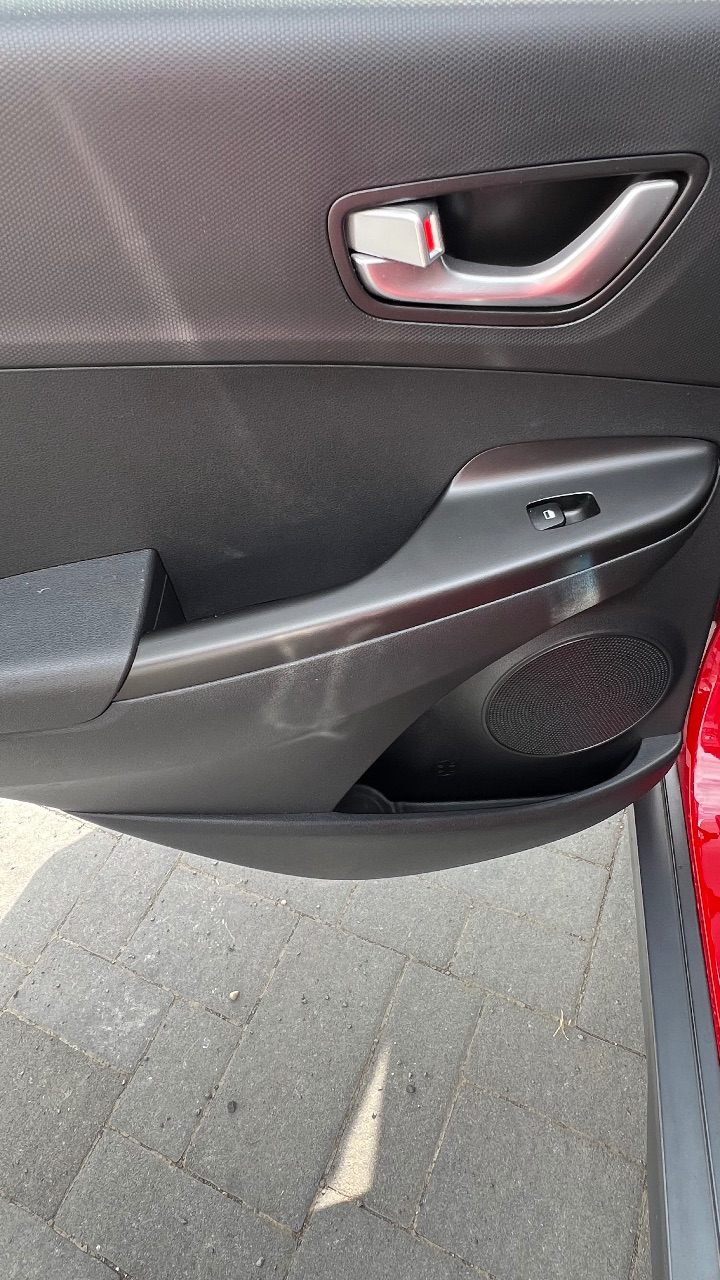 Hyundai Kona - фото 8