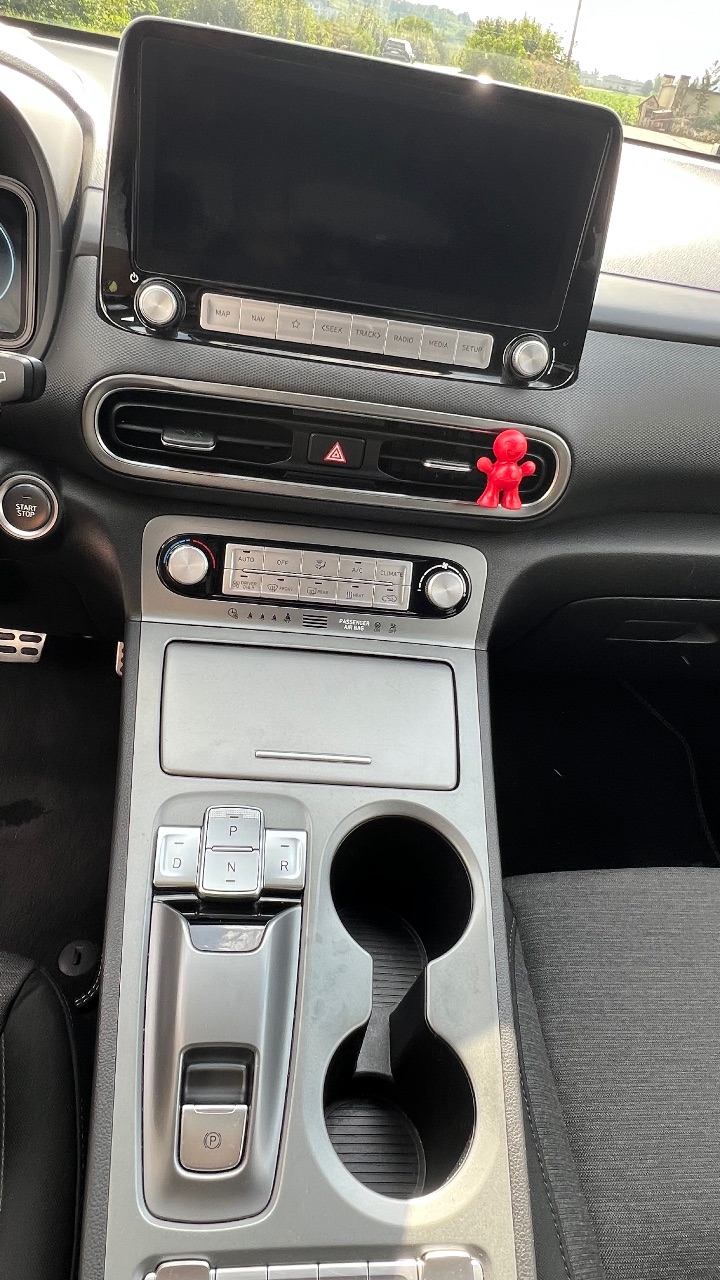 Hyundai Kona - фото 26