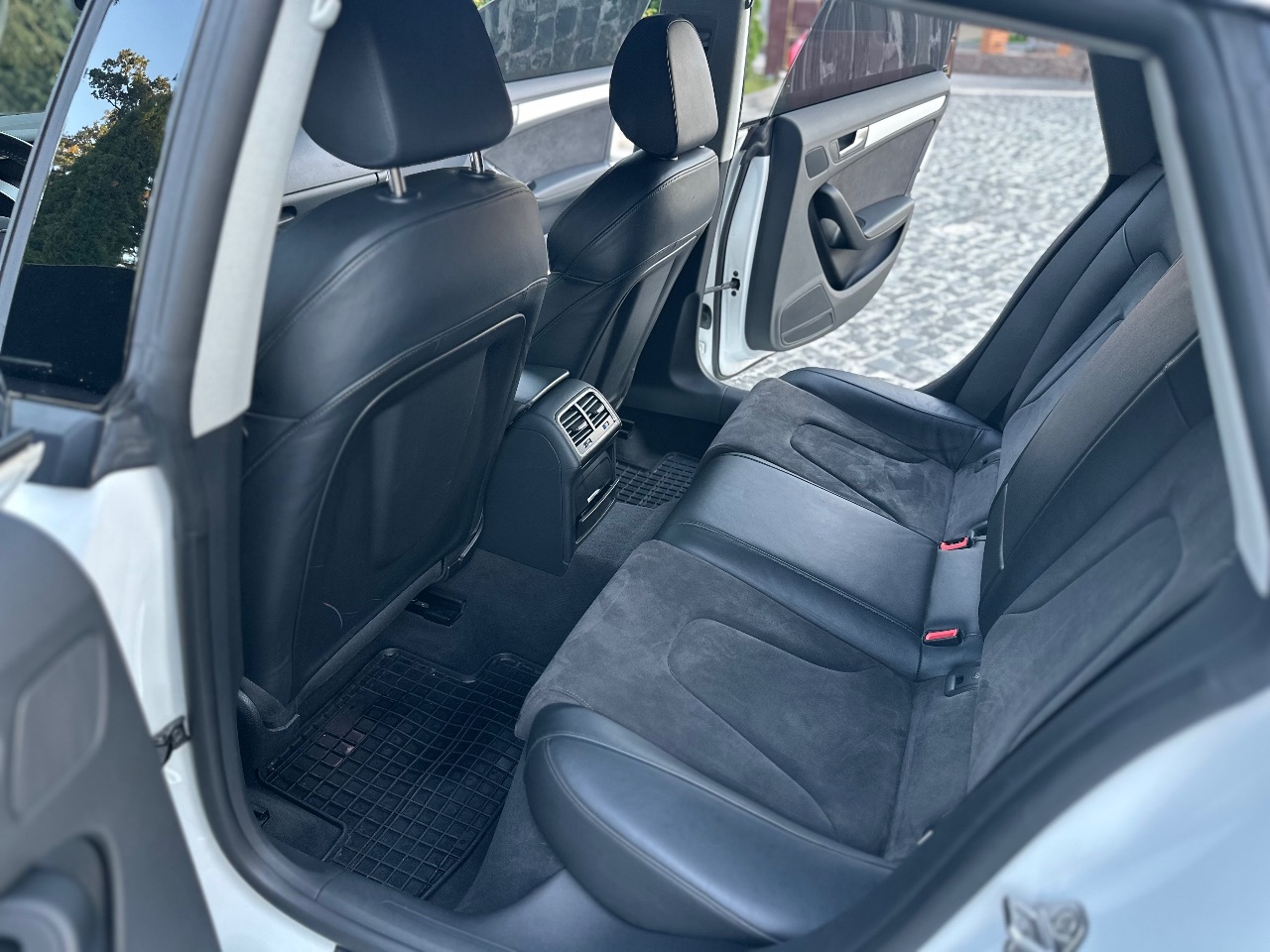 Audi A5 - фото 32