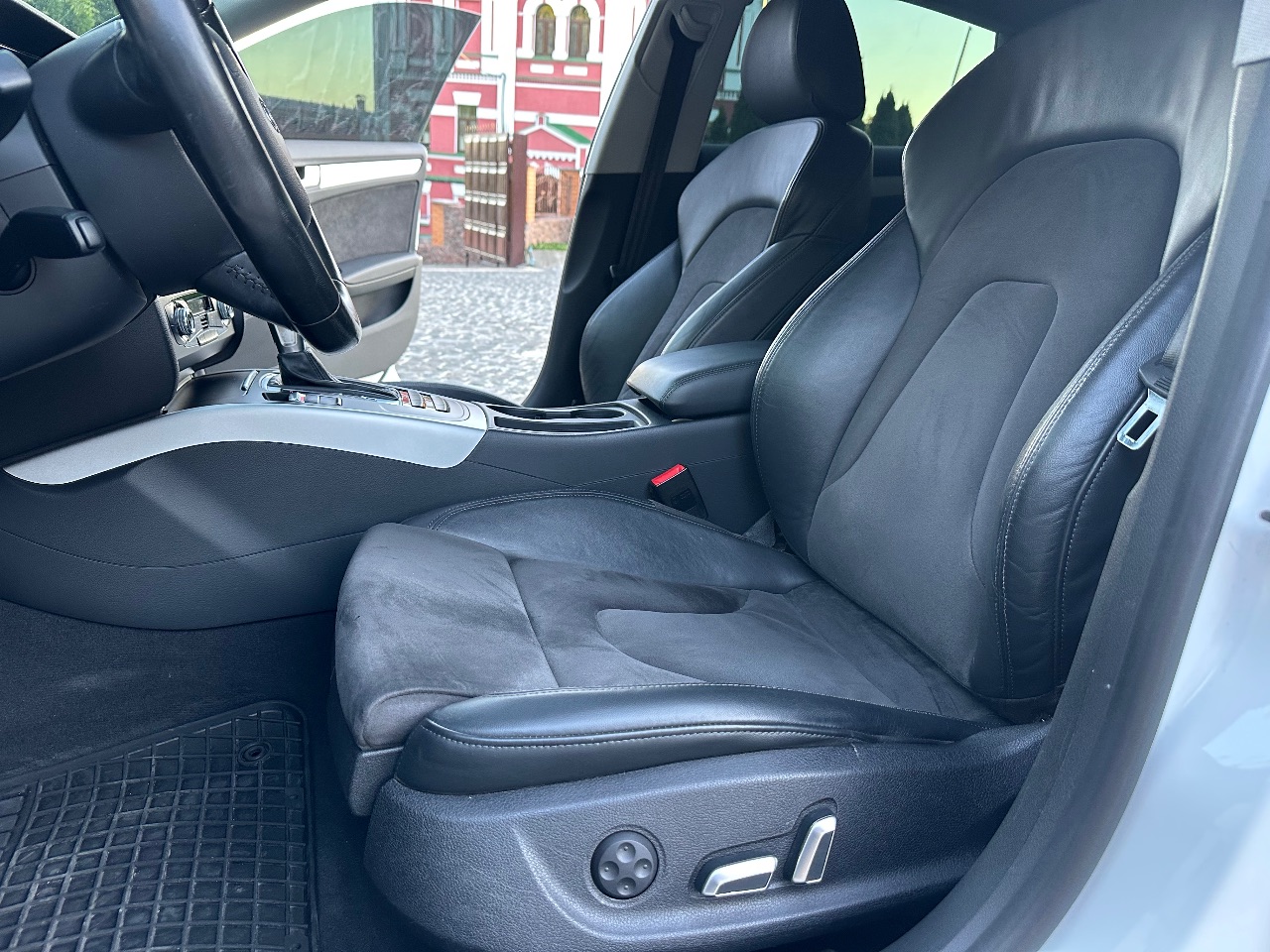 Audi A5 - фото 34