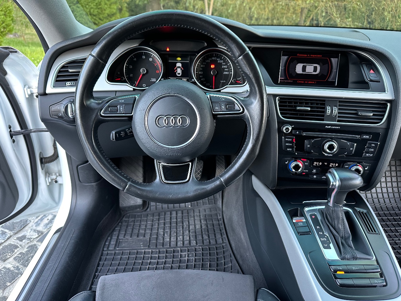 Audi A5 - фото 25