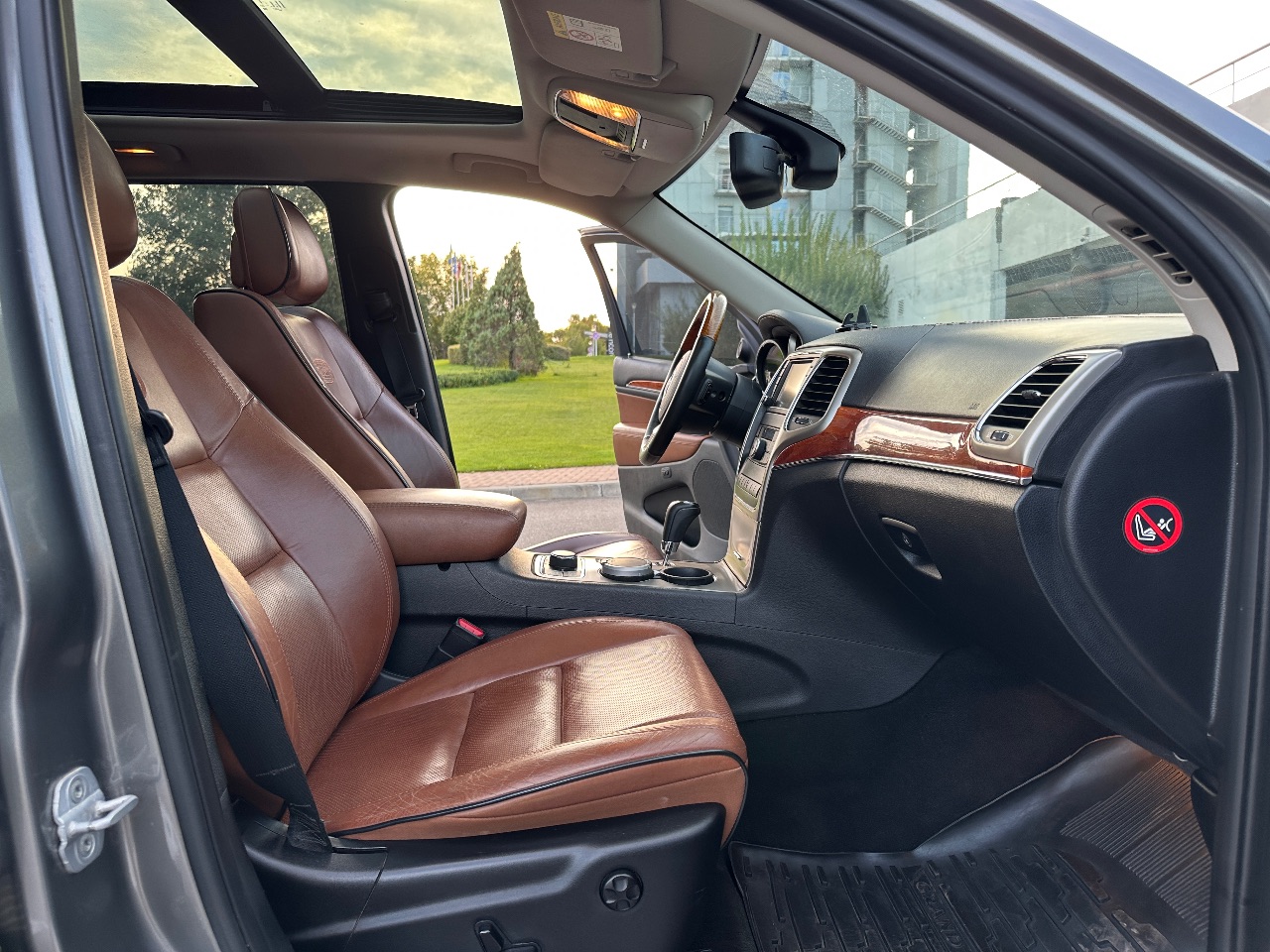 Jeep Grand Cherokee - фото 35