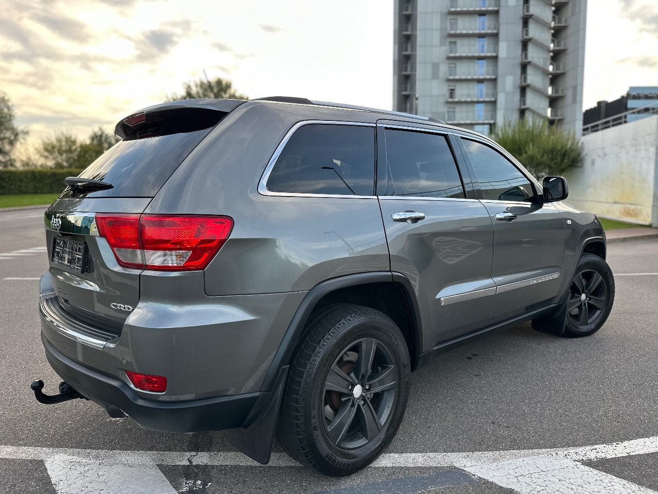Jeep Grand Cherokee - фото 15