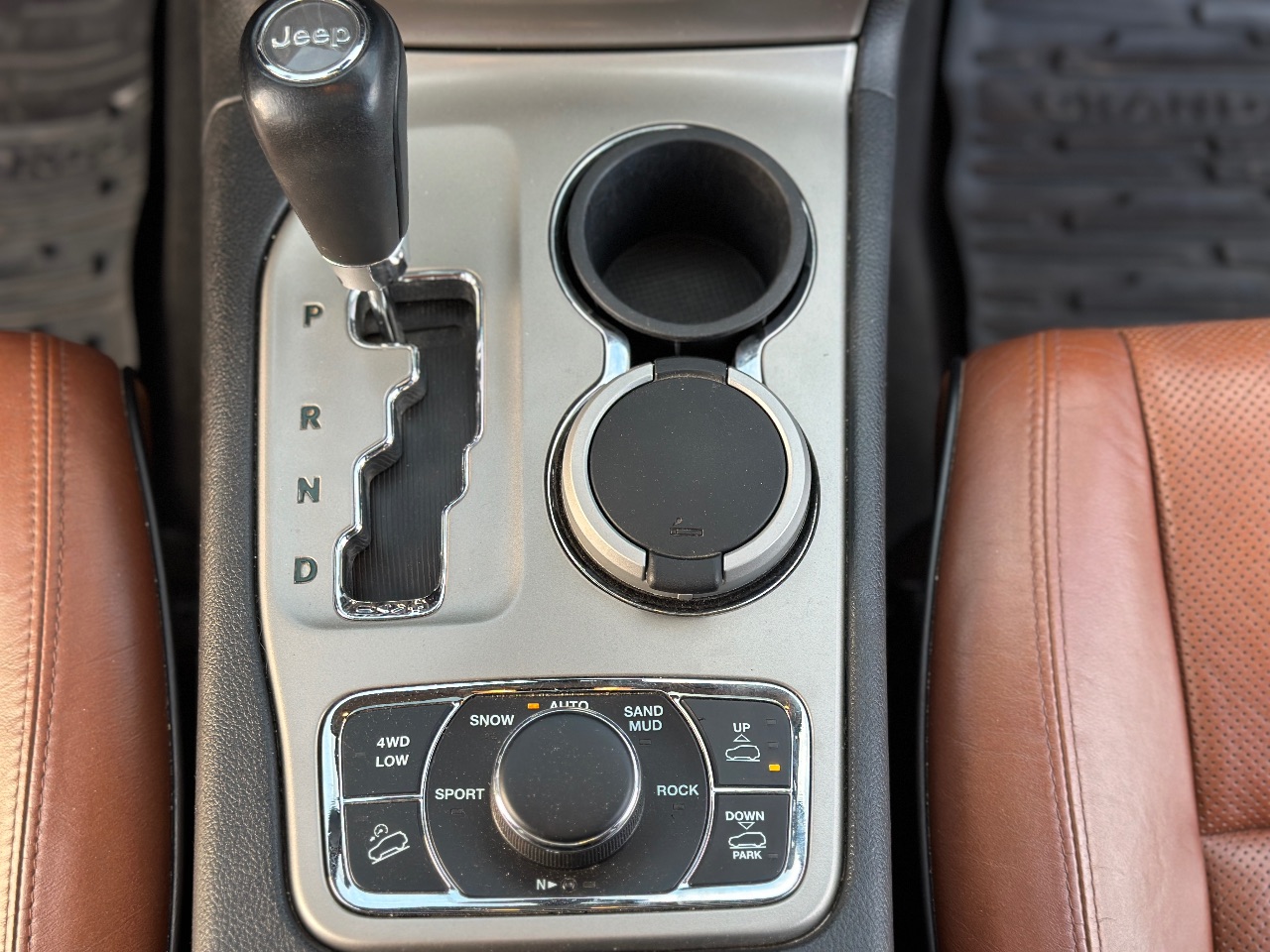 Jeep Grand Cherokee - фото 43