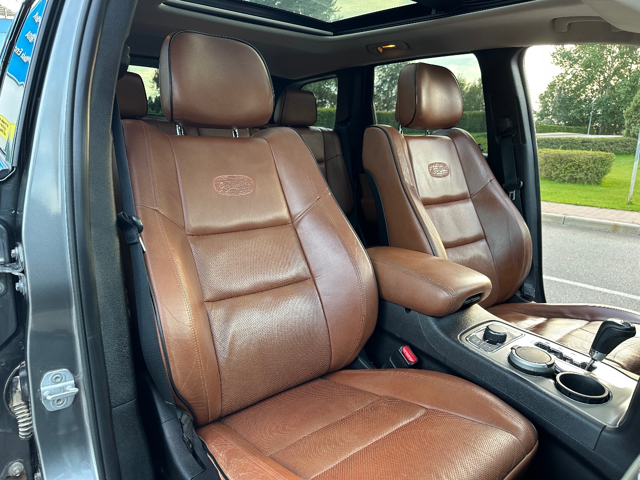 Jeep Grand Cherokee - фото 37