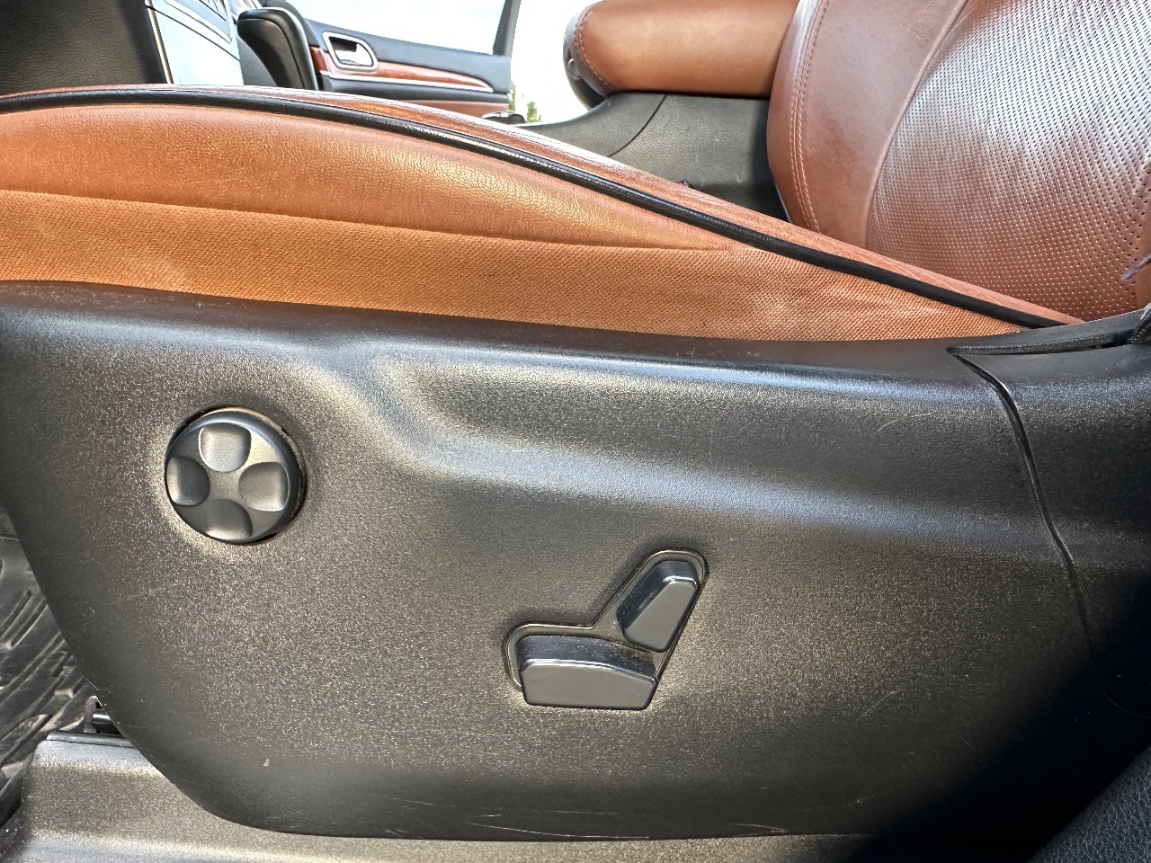 Jeep Grand Cherokee - фото 33