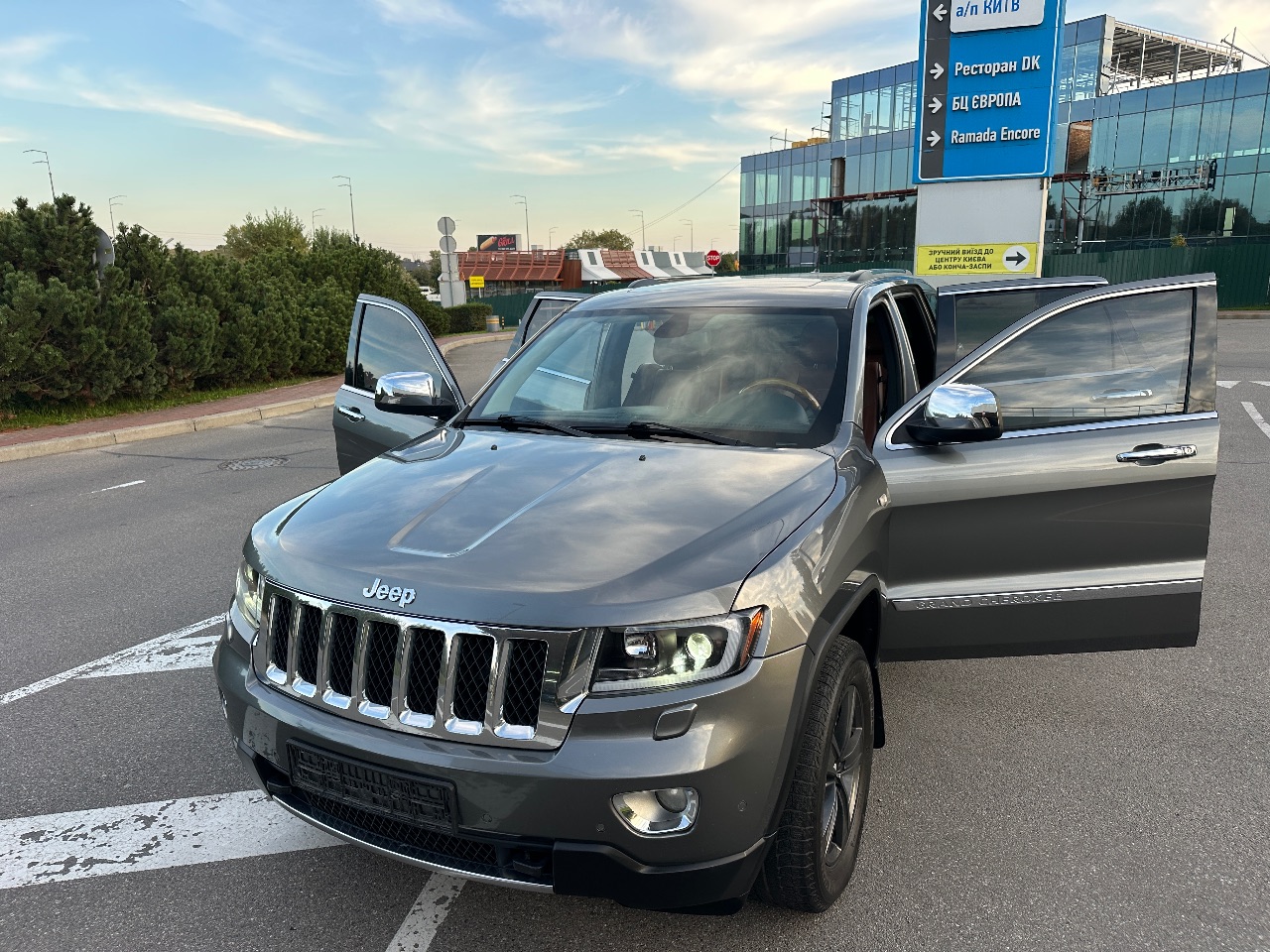 Jeep Grand Cherokee - фото 56