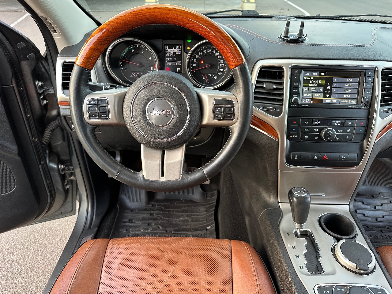 Jeep Grand Cherokee - фото 41