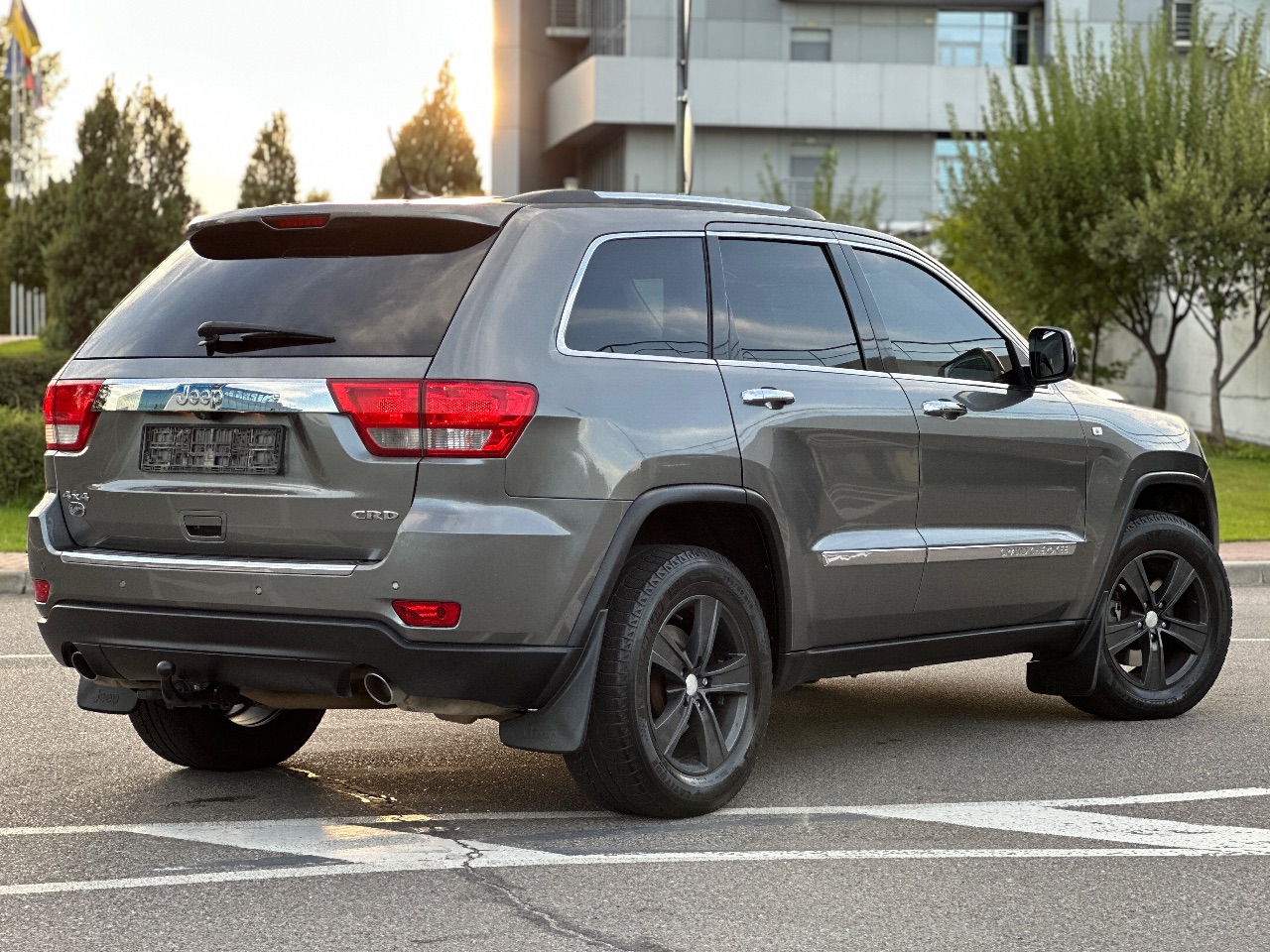 Jeep Grand Cherokee - фото 17