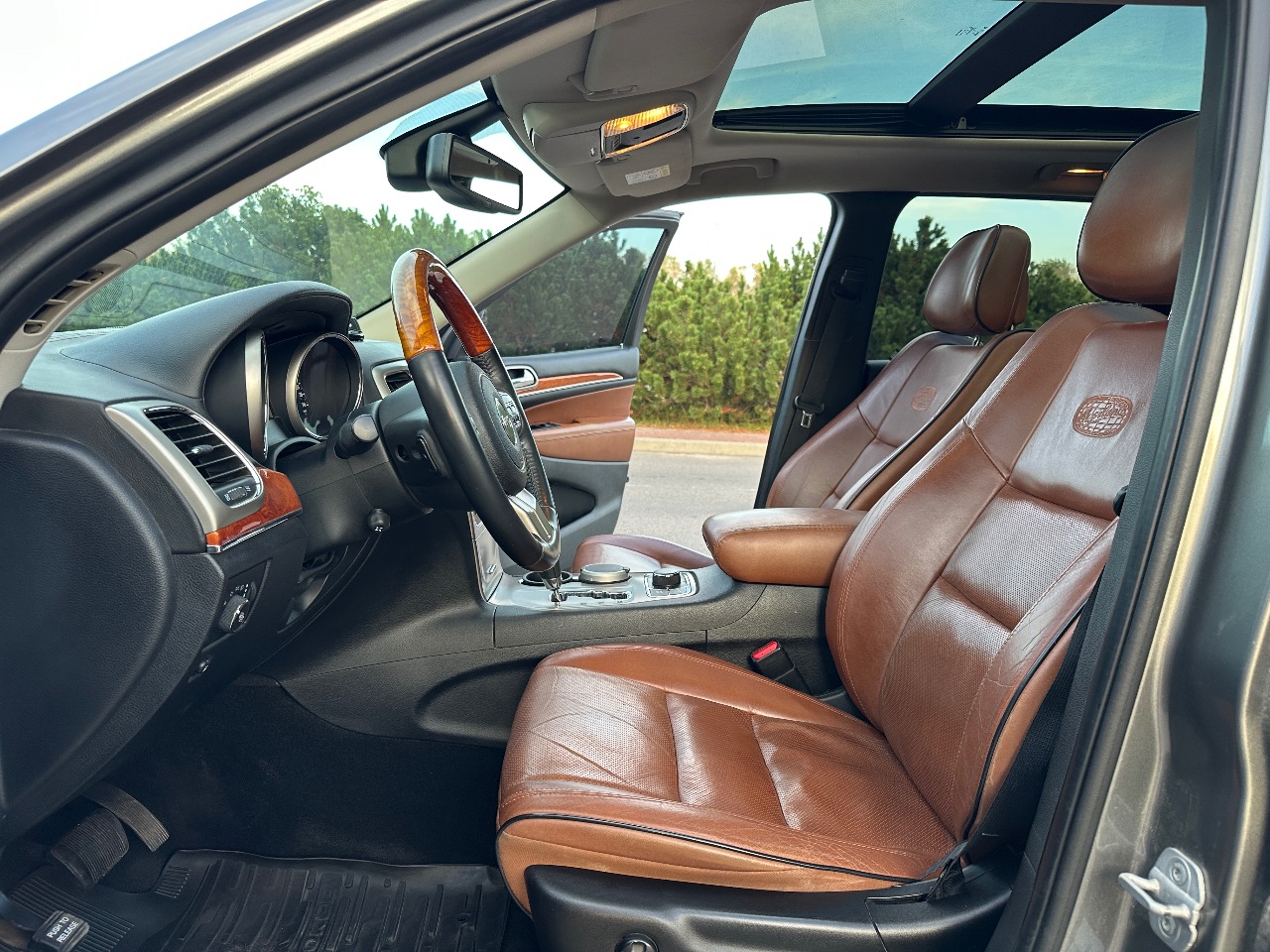 Jeep Grand Cherokee - фото 28