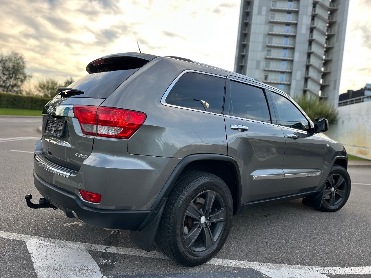 Jeep Grand Cherokee - фото 14