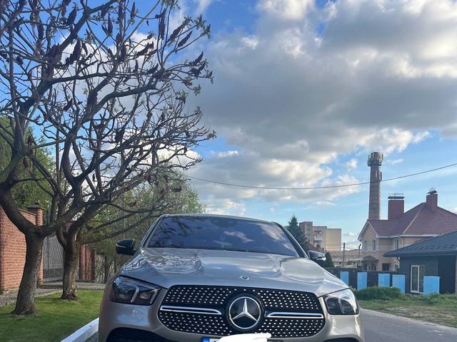 Mercedes-Benz GLE Coupe - фото 1