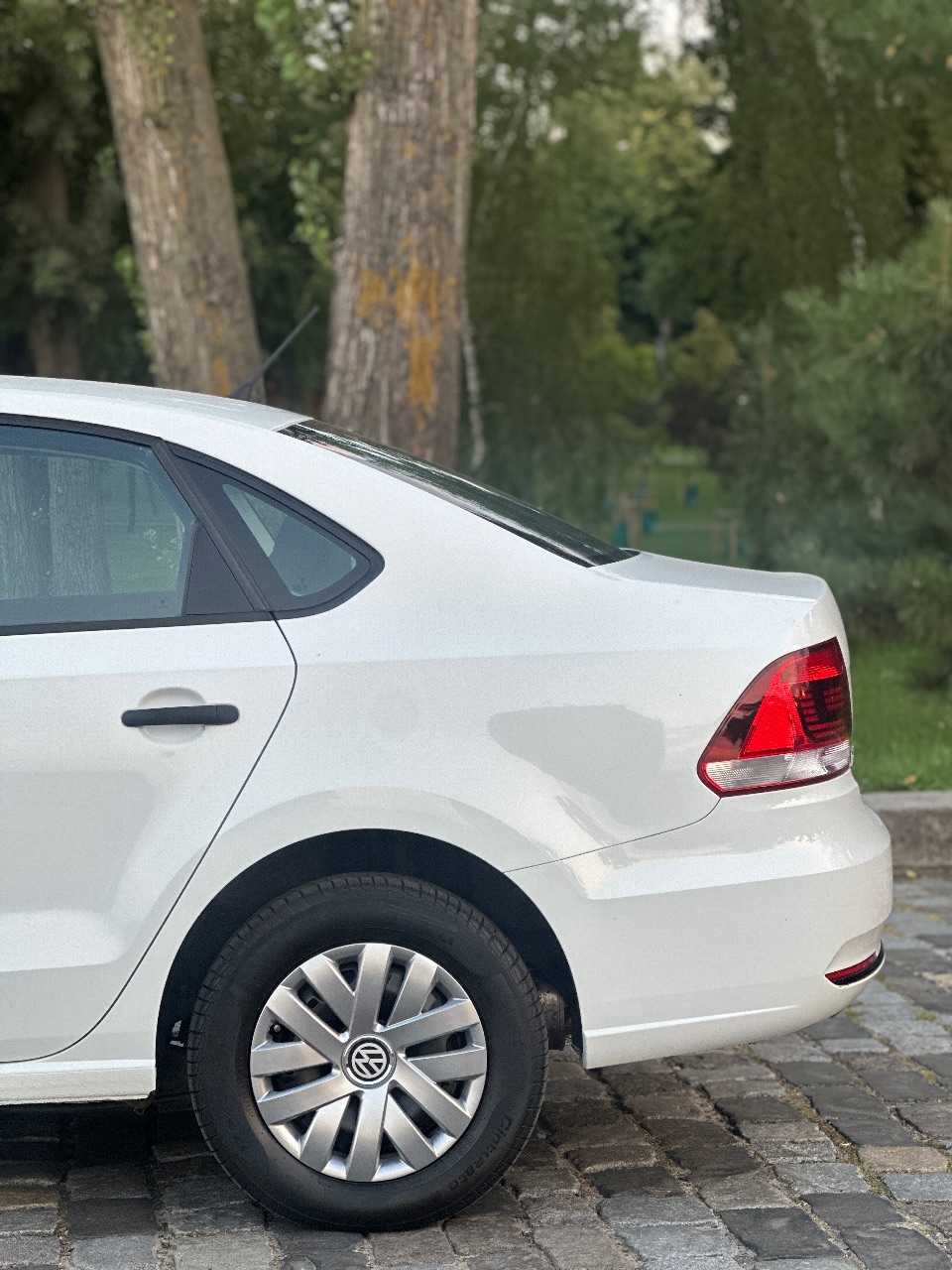 Volkswagen Polo - фото 9