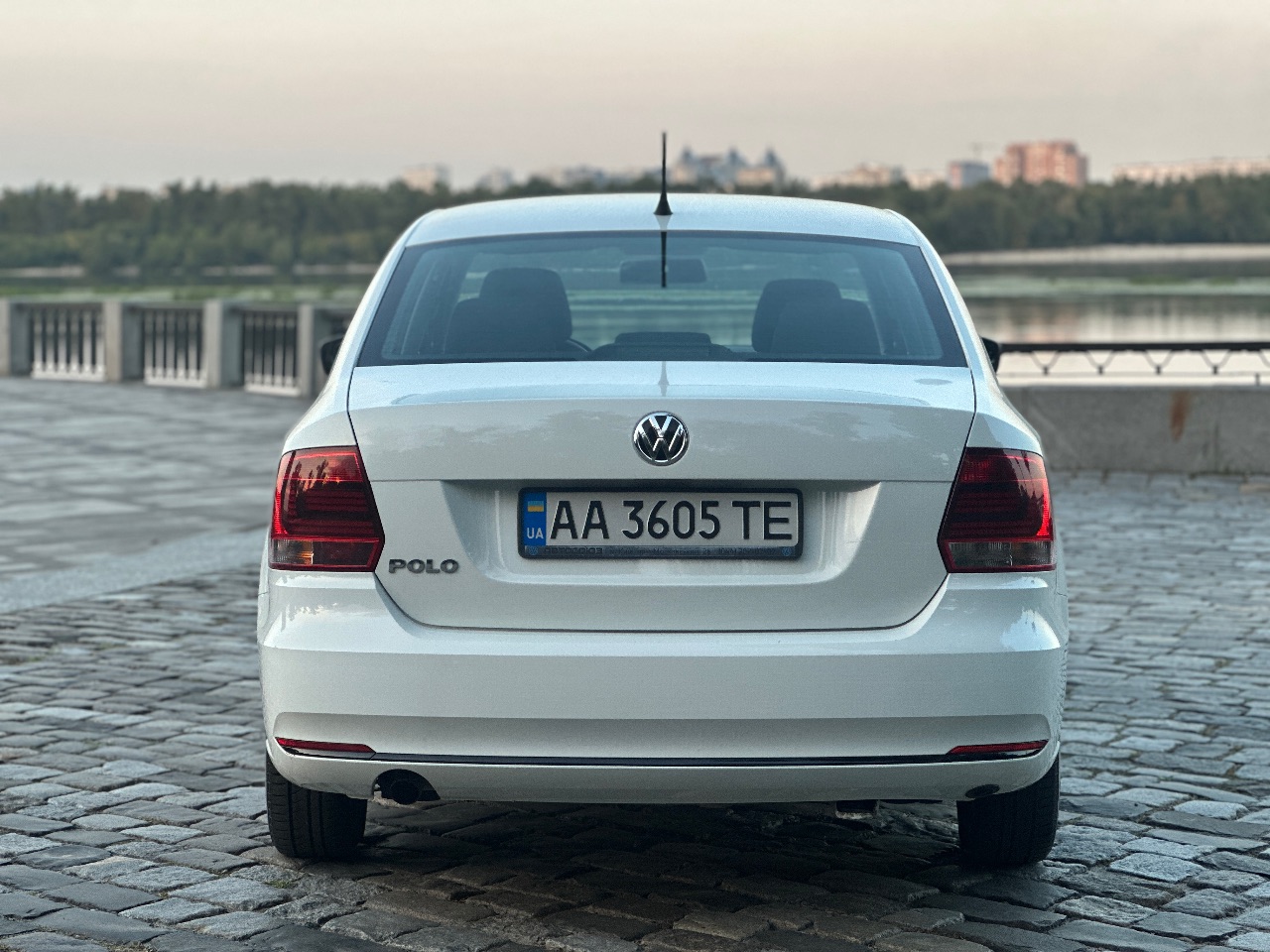 Volkswagen Polo - фото 13